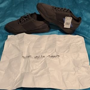 Adidas New York Present x Daniel Arsham - size 11